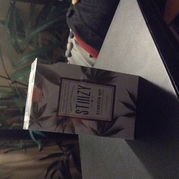 STIIIZY limited Edition"NEON ORANGE"SEALED🆕NIB. - Picture 7 of 7